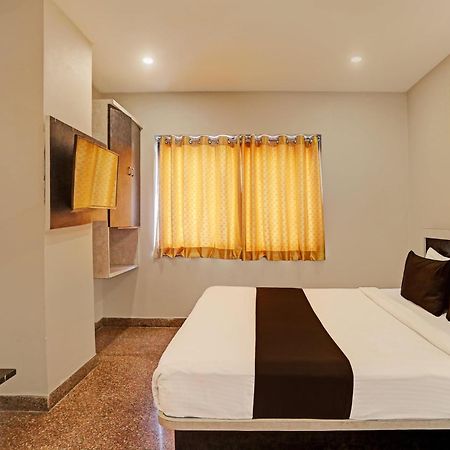 Super Townhouse Vaishnavi Hotel Secundurabad Exterior photo