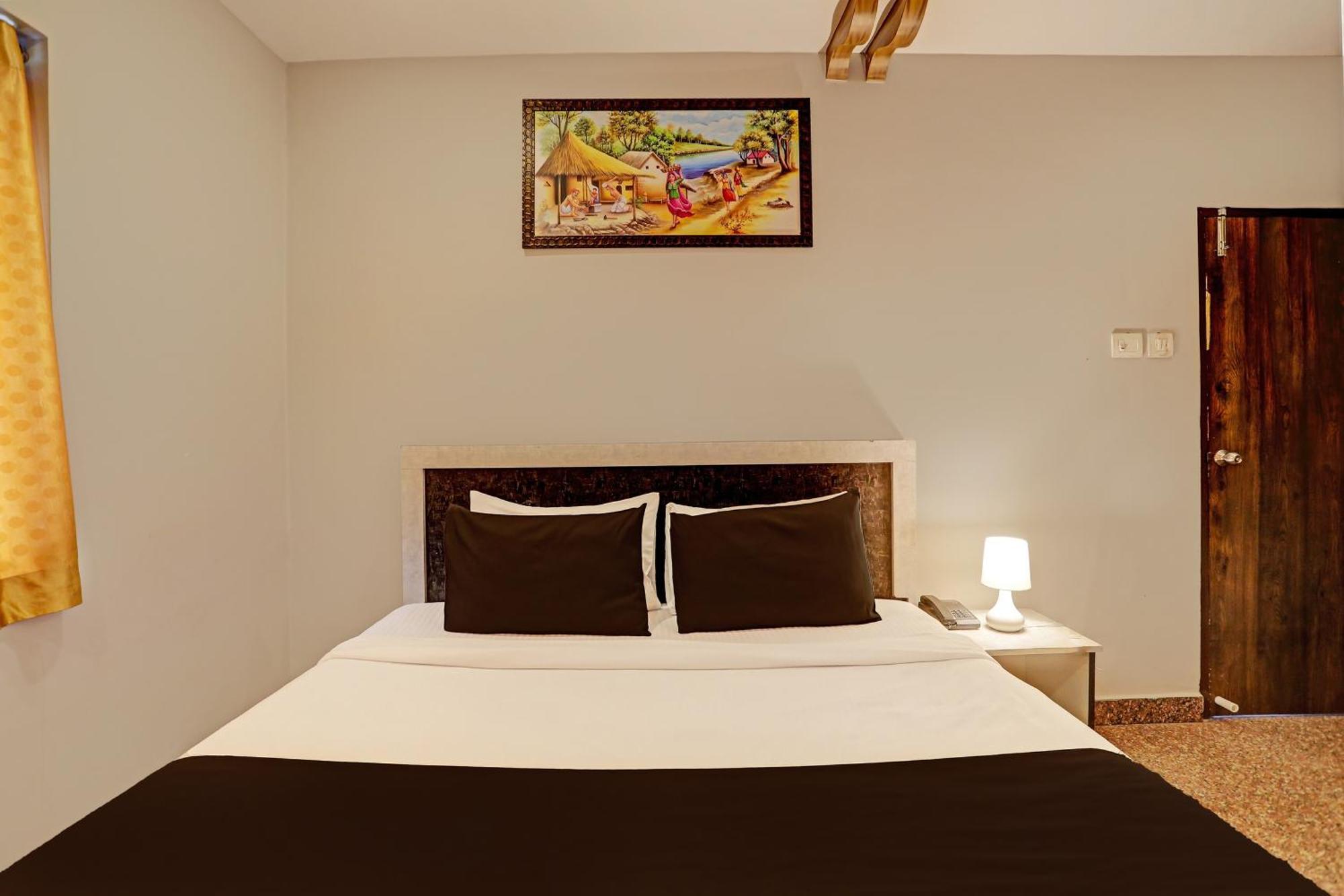 Super Townhouse Vaishnavi Hotel Secundurabad Exterior photo