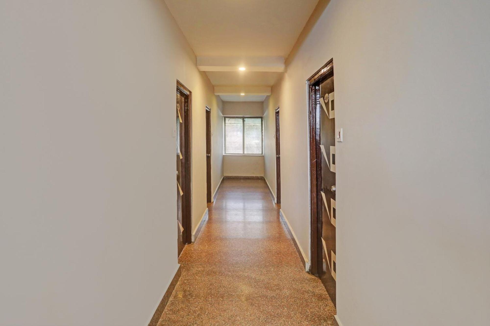 Super Townhouse Vaishnavi Hotel Secundurabad Exterior photo
