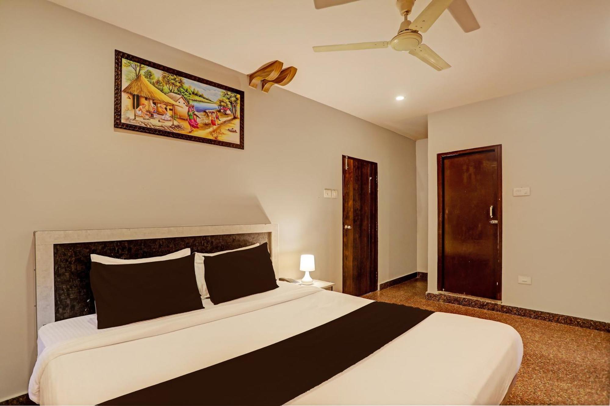 Super Townhouse Vaishnavi Hotel Secundurabad Exterior photo