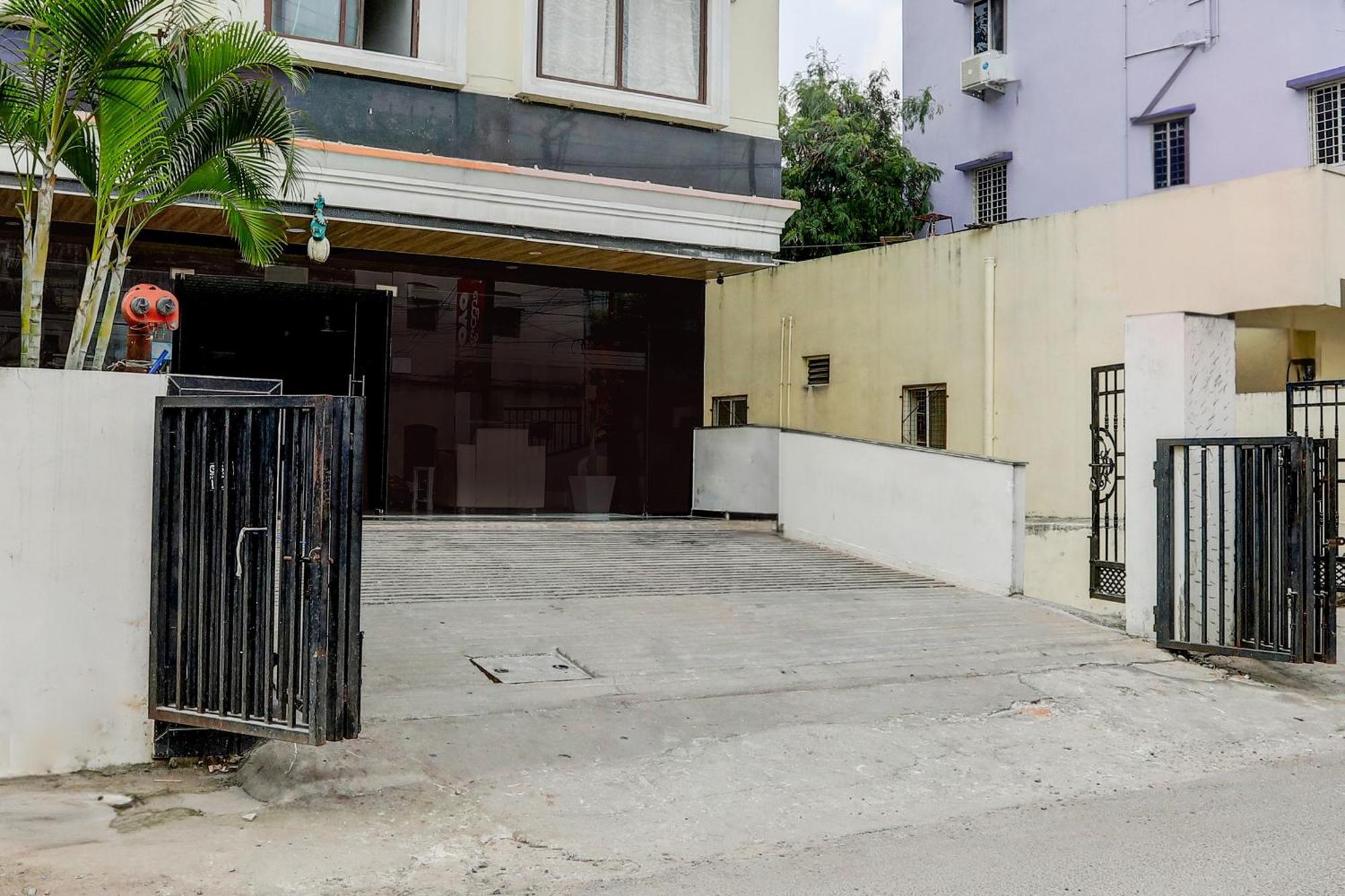 Super Townhouse Vaishnavi Hotel Secundurabad Exterior photo