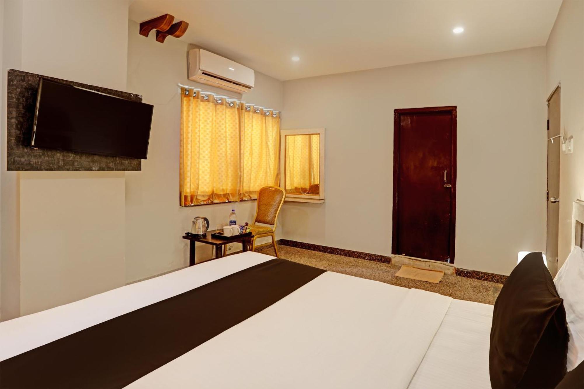 Super Townhouse Vaishnavi Hotel Secundurabad Exterior photo